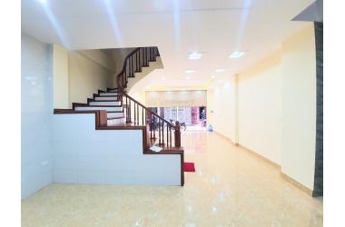 Siêu đẹp Nguyễn Ngọc Nại, kinh doanh, ô tô 5T 60 m 9.5 tỷ